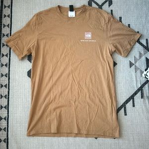 Men’s North Face Tee